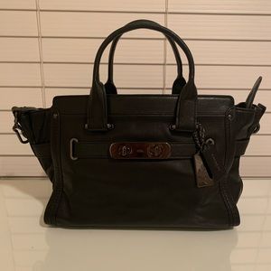 Coach Swagger carryall Bag black leather